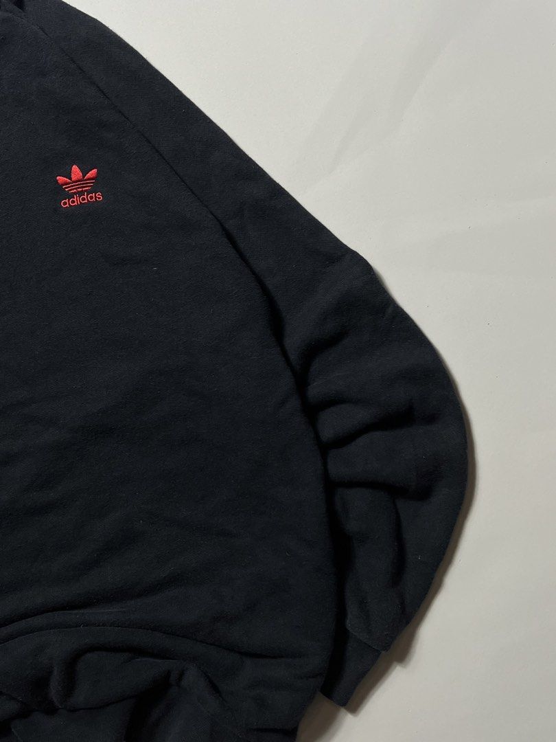 Adidas small trefoil embroid logo sweatshirt (Category: Hoodies) located in Manila. Submitted by tripnimichael (Listing ID 1465462367, Image 3). Description: Size-xl Width-23 Length-29 Issue-None .