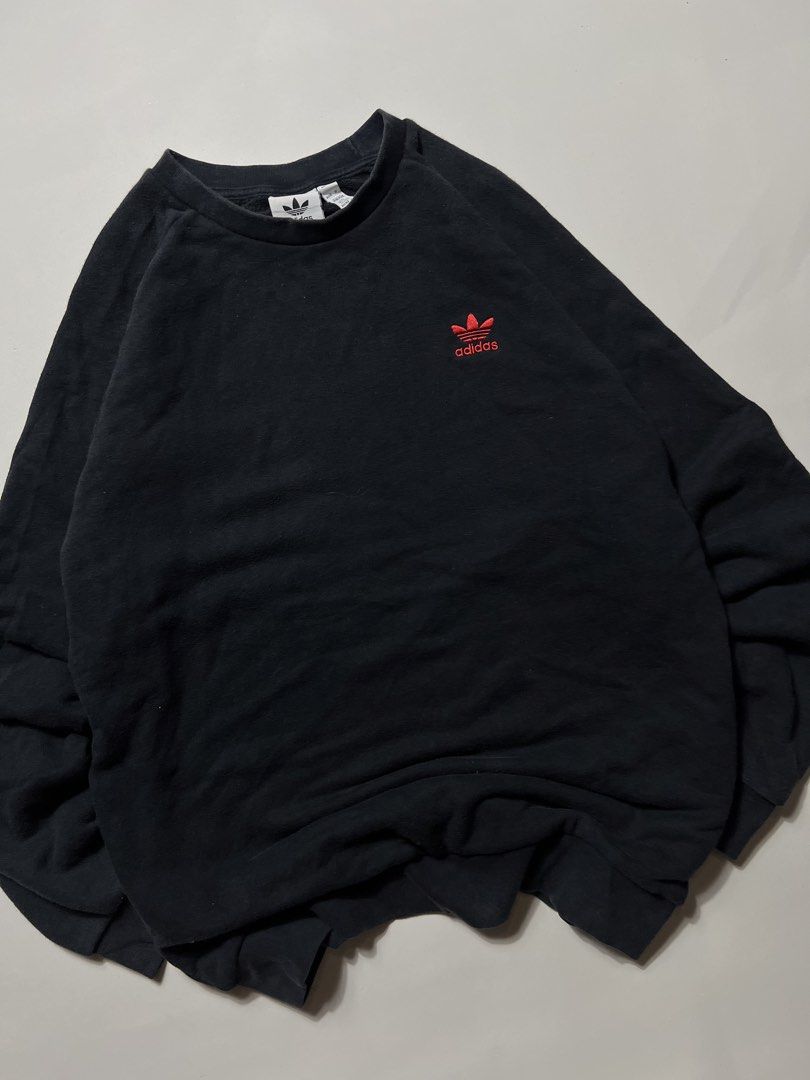Adidas small trefoil embroid logo sweatshirt (Category: Hoodies) located in Manila. Submitted by tripnimichael (Listing ID 1465462367, Image 2). Description: Size-xl Width-23 Length-29 Issue-None .