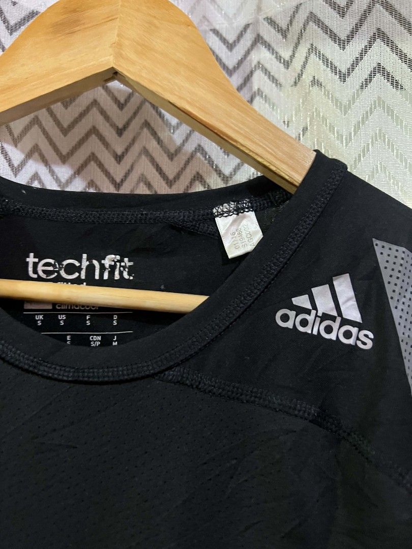 Adidas techfit (Category: Activewear) located in Kapalong. Submitted by thrift_niyram (Listing ID 1465431463, Image 2). Description: Adidas techfit Excellent condition Size S-M Color: 9.5/10 No issue Loc: Kapalong Davao del Norte.