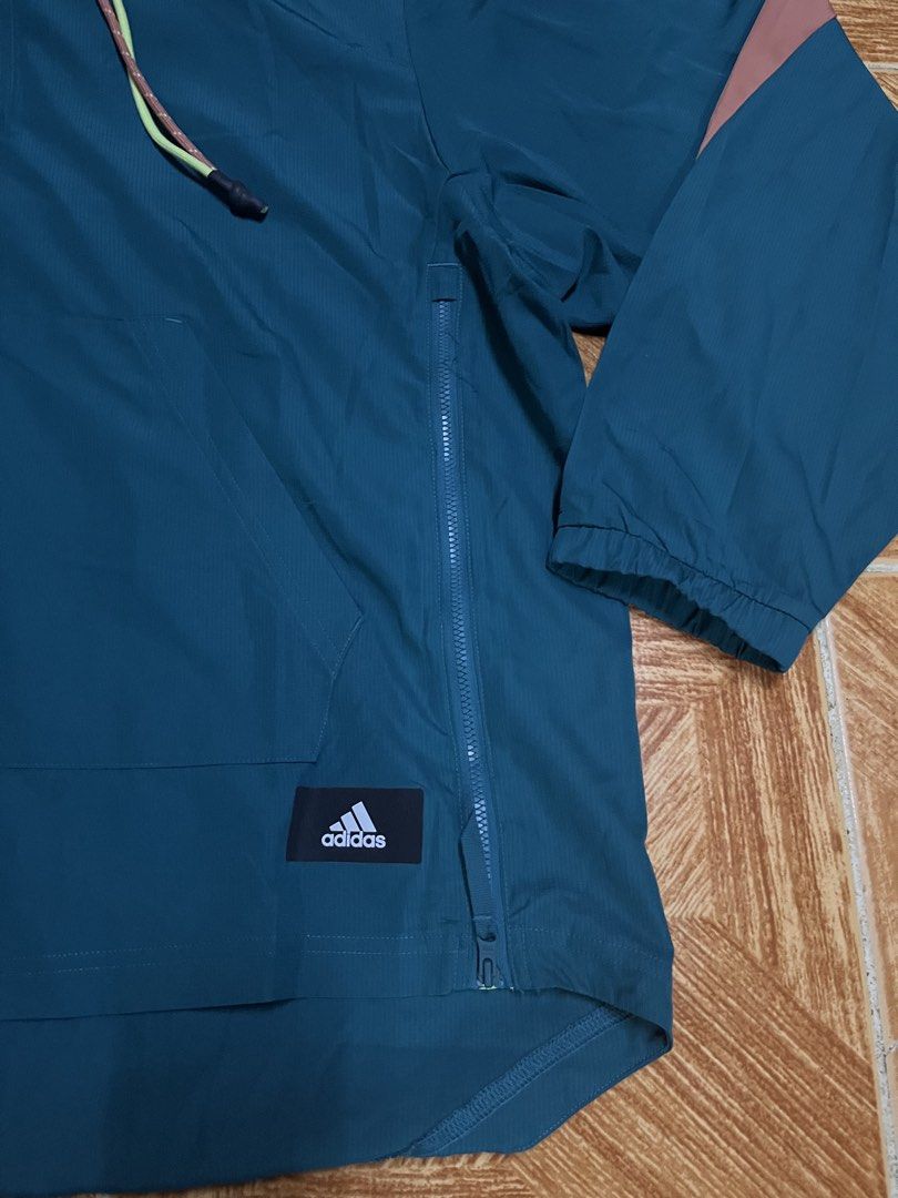 Adidas Windbreaker (Category: Coats, Jackets and Outerwear) located in Tacloban City. Submitted by trippy_thrift_finds (Listing ID 1465410997, Image 3). Description: XL-XXL 29 lenght 25 width Bnew condition With tags Dm for inquiries.