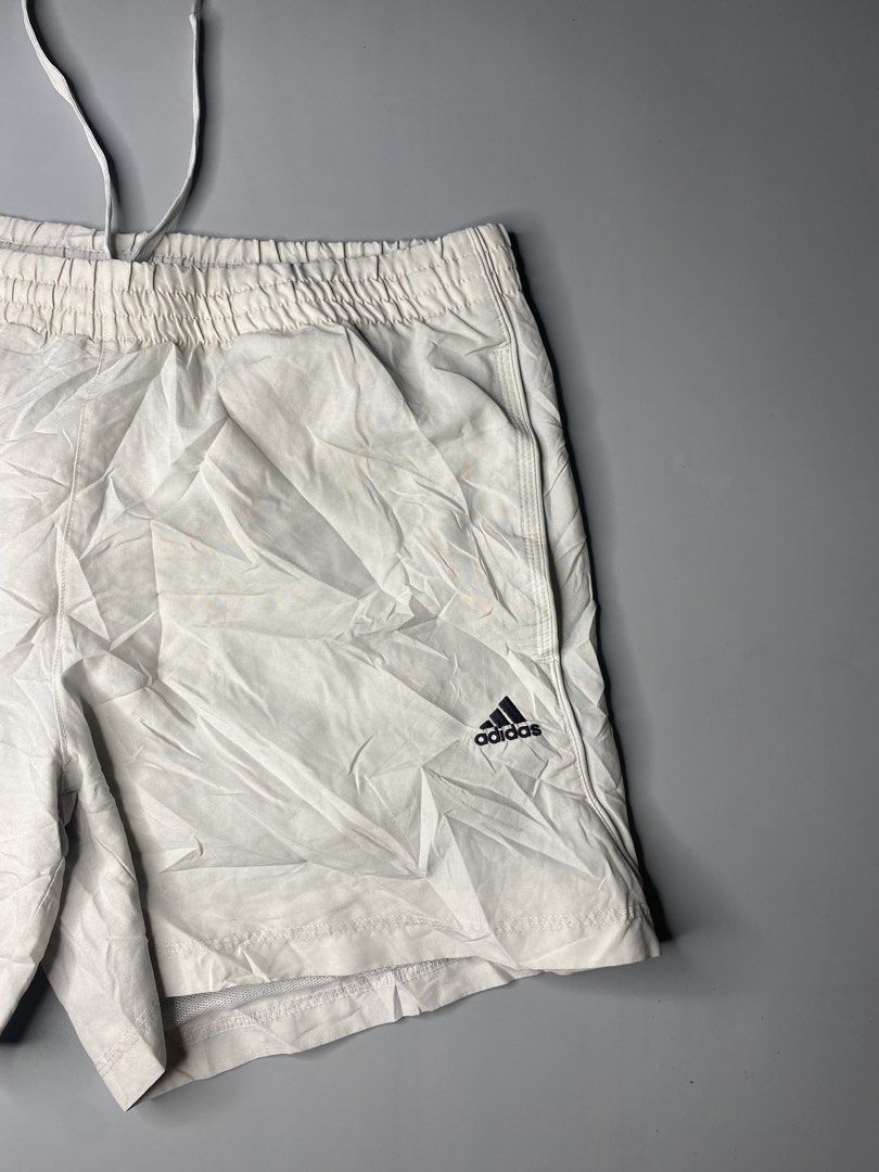 Adidas Woven Shorts (Category: Shorts) located in Bago City. Submitted by jg_finds_ (Listing ID 1465391122, Image 2). Description: size Medium on tag waist- 30-34 inch length- 15 inch Leg opening- 12 inch.