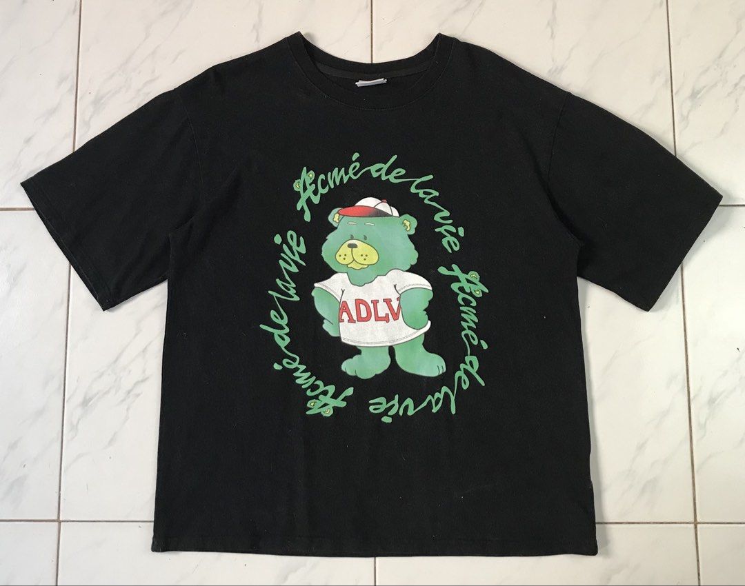 ADLV Bear (Category: Tshirts & Polo Shirts ) located in Davao. Submitted by frnzy05 (Listing ID 1465528870, Image 1). Description: ADLV bear (off) Size - Medium Width - 22 Length - 26 Issues - None Color rate - 9/10 Condition - Very good 249 + sf.