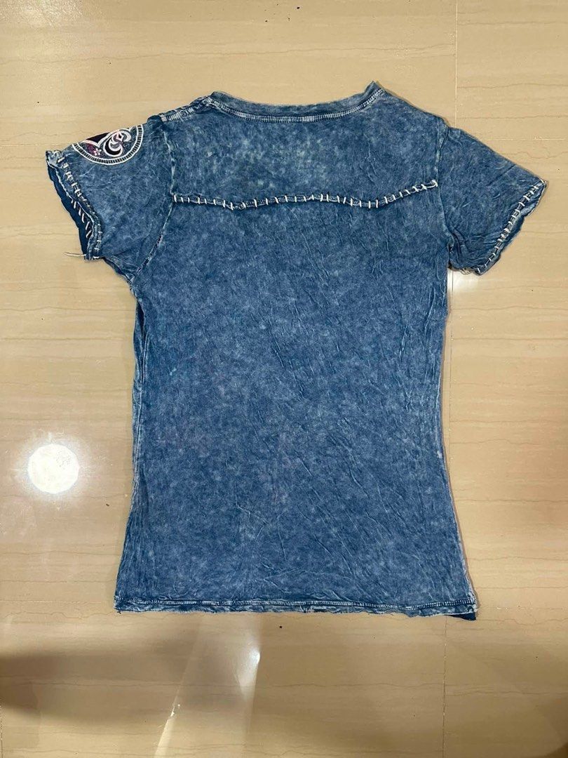Affliction (Category: Activewear) located in Alitagtag. Submitted by bhthrift_30 (Listing ID 1465503488, Image 3). Description: Affliction Medium 500+sf Dm📩.