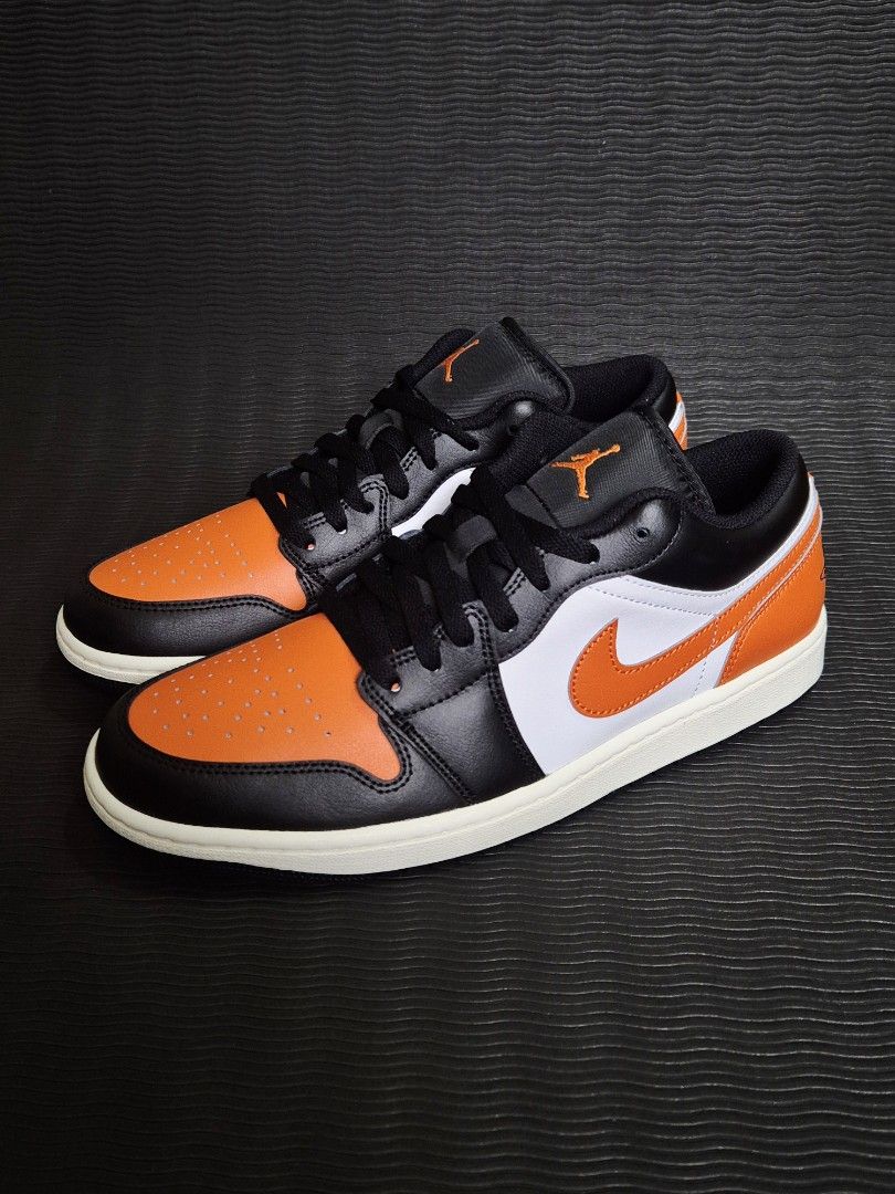 Air Jordan 1 Low 'SBB Alternate' (Category: Sneakers) located in Manila. Submitted by jrtgunao32451 (Listing ID 1465452703, Image 1). Description: ▪︎Php 3,900 (Below SRP Php 6,395) ▪︎Size: 8.5 US Men's ▪︎Brand new with OG box ▪︎Mode of Payment: Gcash /BPI /BDO 🚚 Lalamove / LBC (Shipping fee will be shouldered by the buyer) 📍Meet-up (Near LRT2 Antipolo Station / SM Masinag / SM Cherry Antipolo) ▪︎Proof of previous transactions: 📌 Follow us on F