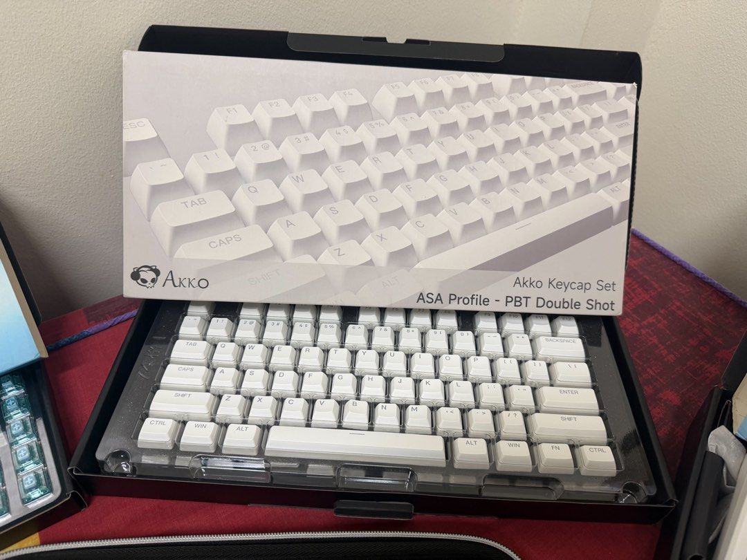 Akko ASA Profile PBT Double Shot Keycap Set (Category: Computer Keyboard) located in Manila. Submitted by isavibes (Listing ID 1465448154, Image 1). Description: Selling some of my partner's pre-loved gaming items. All items are well taken care of and in good condition. Actual photos posted. ⚪️ AKKO ASA PROFILE PBT DOUBLE SHOT KEYCAP SET (2000 Php) * White * ASA Profile * PBT Double Shot * Brandnew / never nagamit or nakabit Sold separately: ⌨️ A
