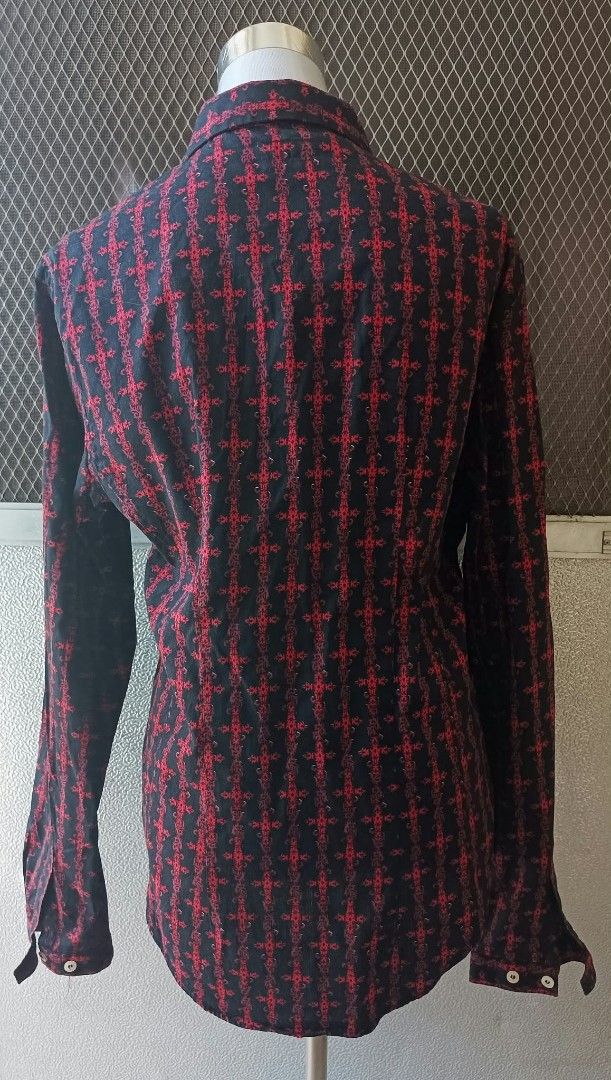 AllSaints Spitalfields Long Sleeve Shirt - Large (Category: Tshirts & Polo Shirts ) located in Cebu City. Submitted by violacloset (Listing ID 1465494612, Image 3). Description: Measurements: length: 27 width : 17 1/2.