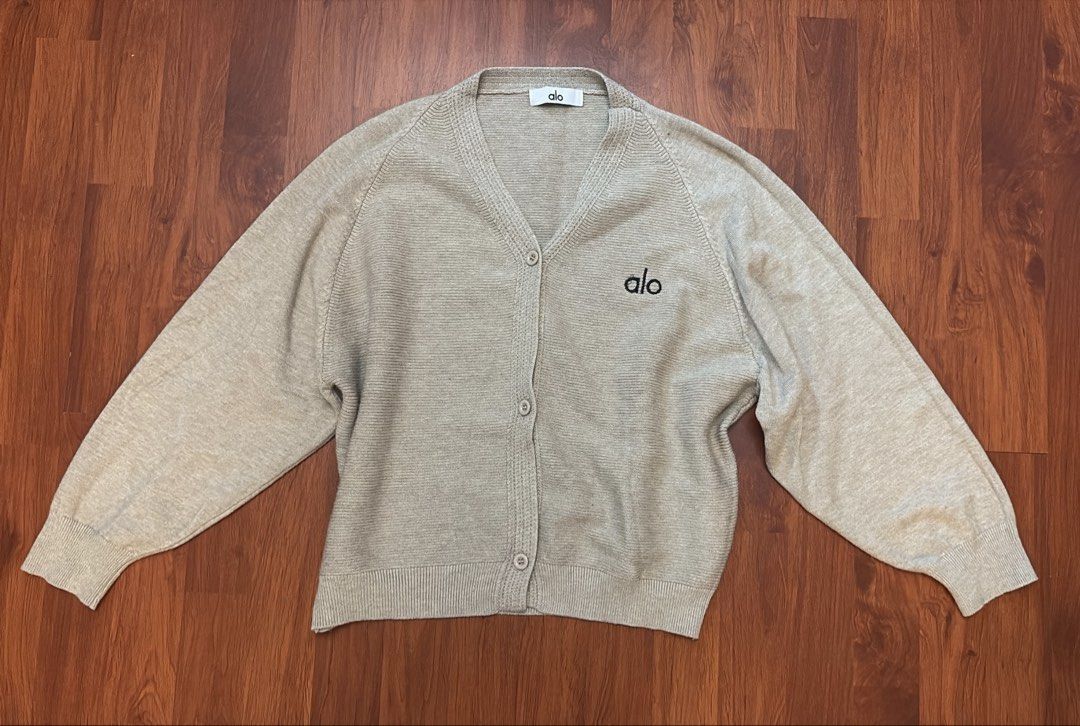Alo Cardigan (Category: Coats, Jackets and Outerwear) located in Silang. Submitted by collectionbyrk (Listing ID 1465518913, Image 1). Description: Alo Cardigan from BKK super ganda ng tela as in :) .