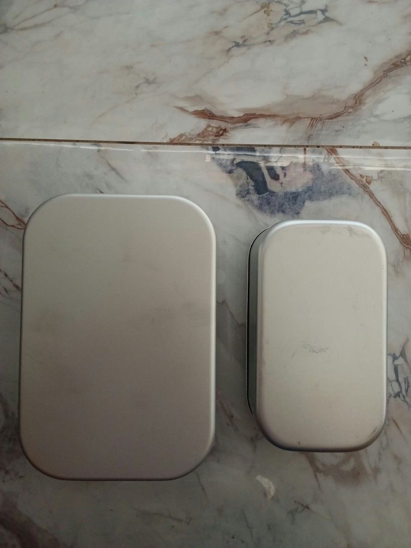 Aluminium Camping Mess Tin Set Two Sizes with Handles (Category: Hiking & Camping) located in Davao. Submitted by mengsmixitems (Listing ID 1465425905, Image 3). Description: - Set of 2 lightweight aluminium camping mess tins in different sizes - Foldable handles equipped with black heat-resistant grips for safe handling - Includes an internal wire steaming rack insert for the larger tin - Secure-fitting lids to keep your food safe while on the m