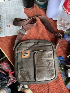 (Category: ) located in . Submitted by bordzsthrift (Listing ID 1465438542, Image 1). Description: .