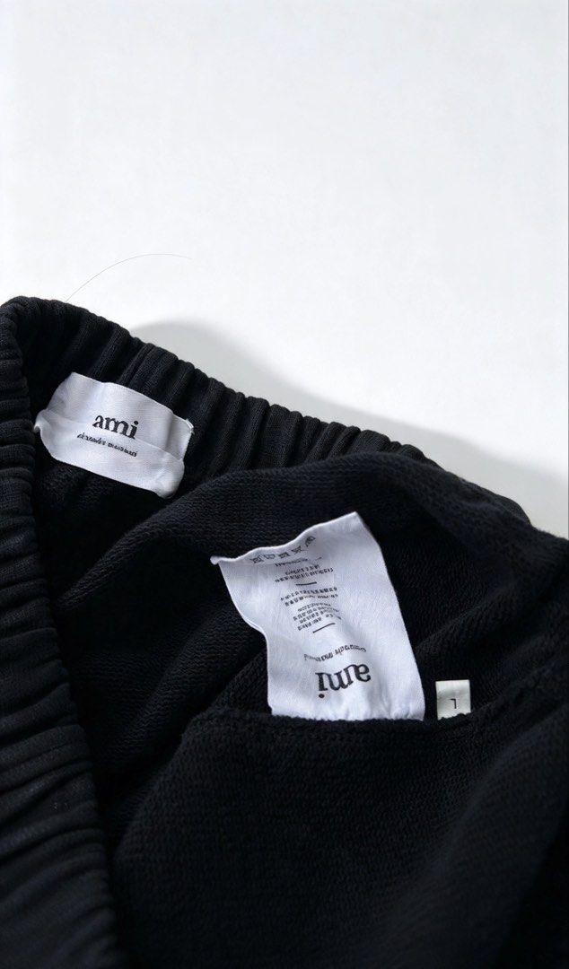 Ami (Category: Shorts) located in Caloocan City. Submitted by mr.escobar (Listing ID 1465441207, Image 3). Description: .