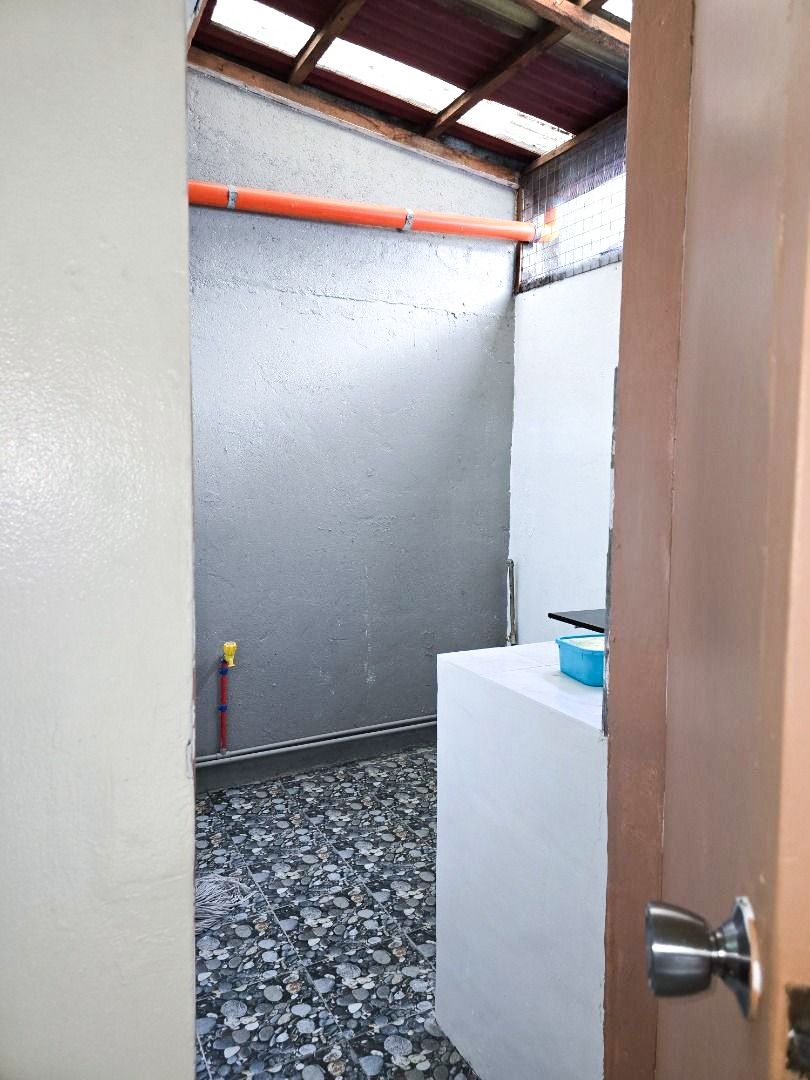 Apartment for Rent Quezon City (Category: Apartments & Condos) located in Caloocan City. Submitted by sandcatiggay (Listing ID 1465384037, Image 2). Description: SQM - 57 SQM ADDRESS: 121- A MOLAVE INTERIOR STREET PROJECT 3 QUEZON CITY LANDMARKS: QUIRINO HIGHSCHOOL, Brown Gate ABOUT 5 MINS WALK TO ANONAS - LRT STATION, EASY ACCESS TO OTHER TRANSPORTATION, (JEEPNEYS), NEAR SCHOOLS (ST. JOSEPH CATHOLIC, SCHOOL, PROJECT 3 ELEMENTARY SCHOOL ETC.) NEA
