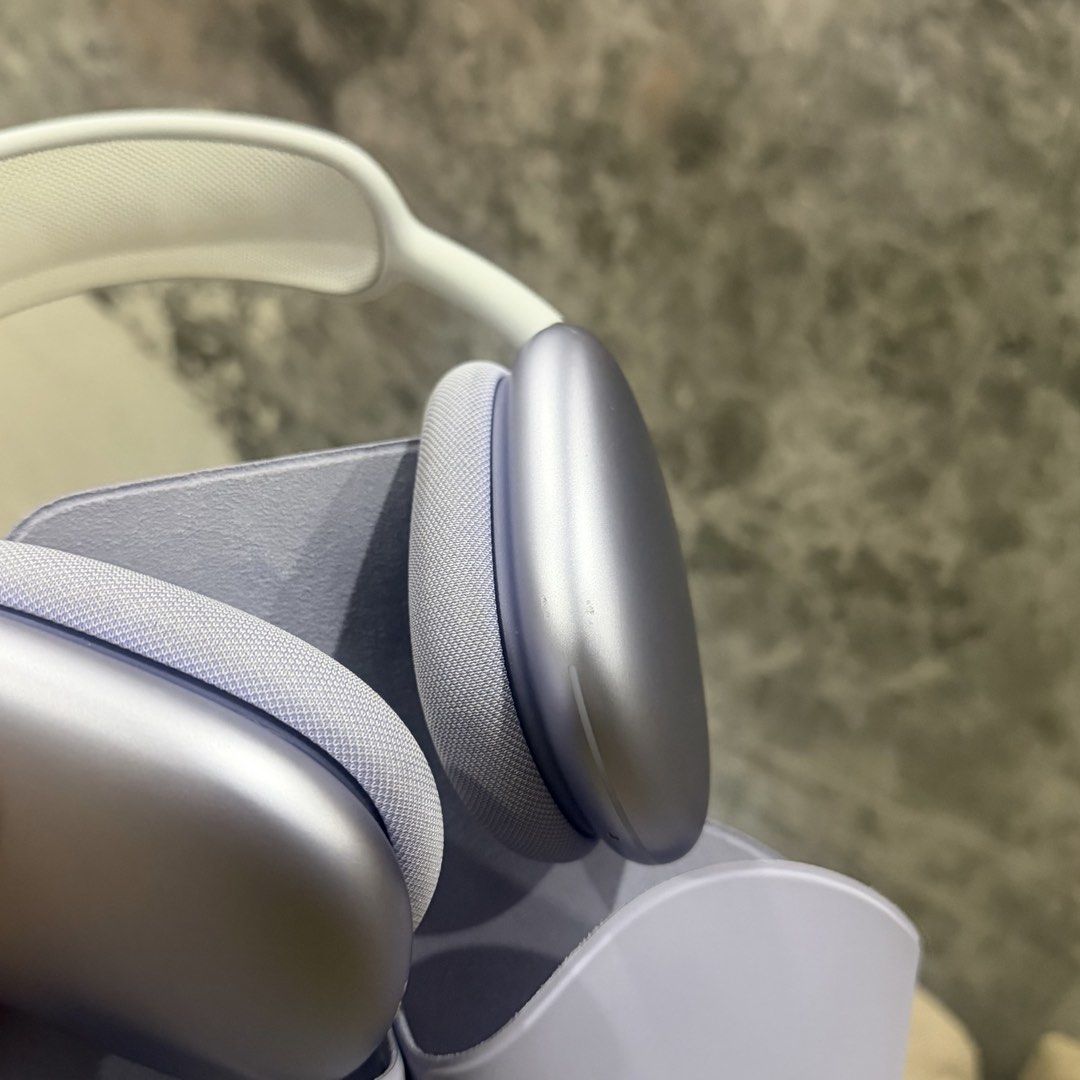 Apple AirPods Max 2- Purple/Lavander (Category: Headphones & Headsets) located in Quezon City. Submitted by notsonali (Listing ID 1465551007, Image 3). Description: - Apple AirPods Max 2 in Purple (USB C) - Price is negotiable, pls send a dm - Has all the inclusions inside the box as well as the og case - Used only 5-10times - May scratches lang kasi nagbabanggaan yung dalawang earpiece and i didnt know it can get so easily scratched - Mesh and e