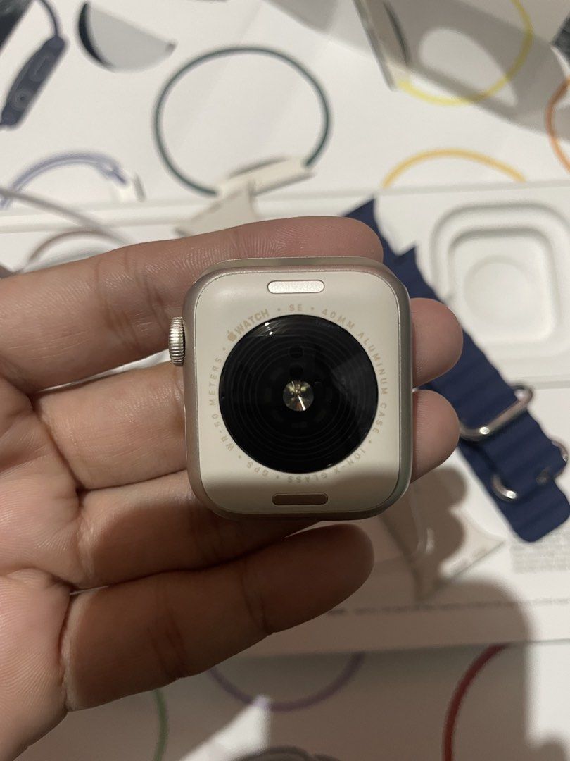 APPLE WATCH (Category: Luxury Watches) located in Santa Rosa. Submitted by lois999 (Listing ID 1465395689, Image 3). Description: •Apple watch SE3 (40MM Cream color) •Almost brand new •Bought last August 12 (Apple store) •Complete set -Device -Charger -2strap -Box •Makinis pa. Can check upon meet up. NEGO RFS: need funds.