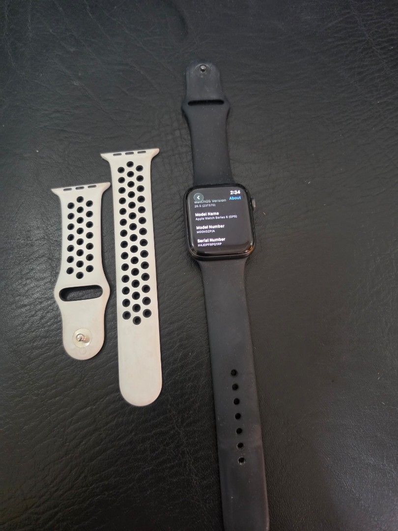 Apple watch series 6 4mm (Category: Wearables & Smart Watches) located in Quezon City. Submitted by khian555 (Listing ID 1465411488, Image 1). Description: Im selling my pre loved watch Selling price - 6k. (negotiable for sure buyers na willing pick up) Test all want First owner Inclusions Unit Usb charger Original Extra nike bands No box Rfs- back to android at hindi na nagagamit location BIR VILLAGE near dalhia ave at FCM.