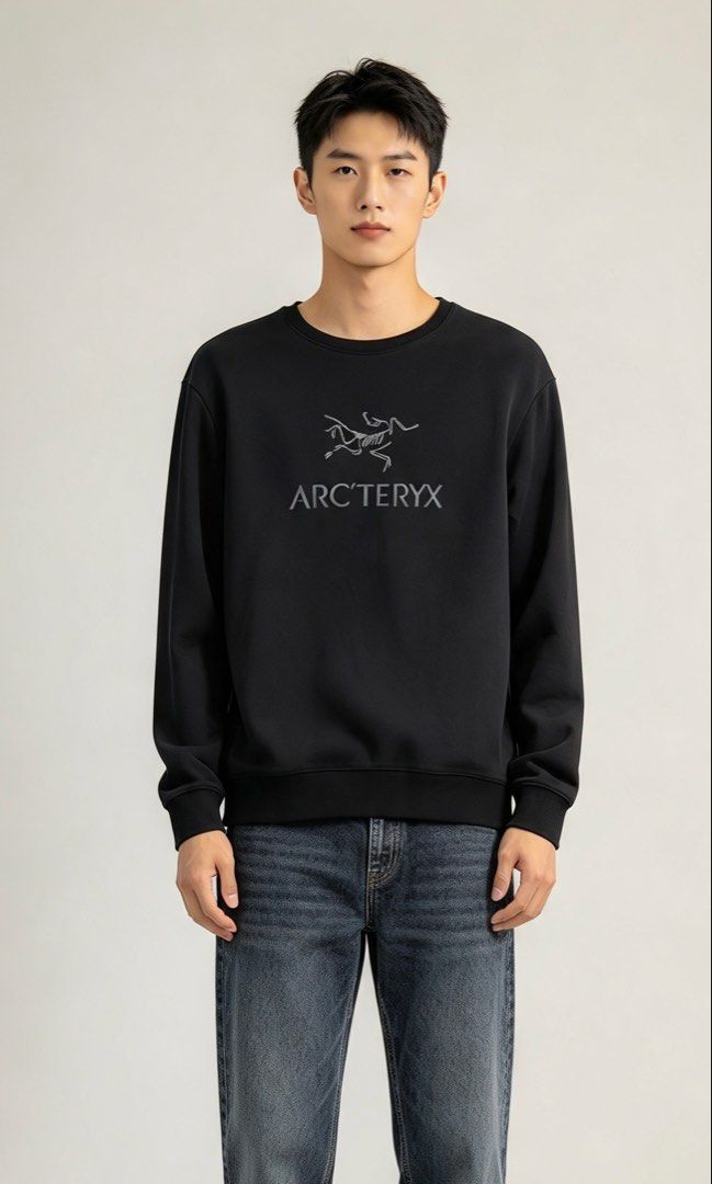 Arc’teryx Black Sweatshirt (Category: Coats, Jackets and Outerwear) located in Paranaque City. Submitted by preluxeshop_ph (Listing ID 1465552050, Image 1). Description: Arc’teryx Black Sweatshirt 2XL - Color: Black - Size: 2XL - Design: Classic crewneck with iconic chest logo - Details: Ribbed cuffs and hem for a snug fit - Condition/Fit: Comfortable and ideal for casual wear or layering 🔥CHECK OUT MY PROFILE FOR 100+ OTHER HIGH-END CURATED STR