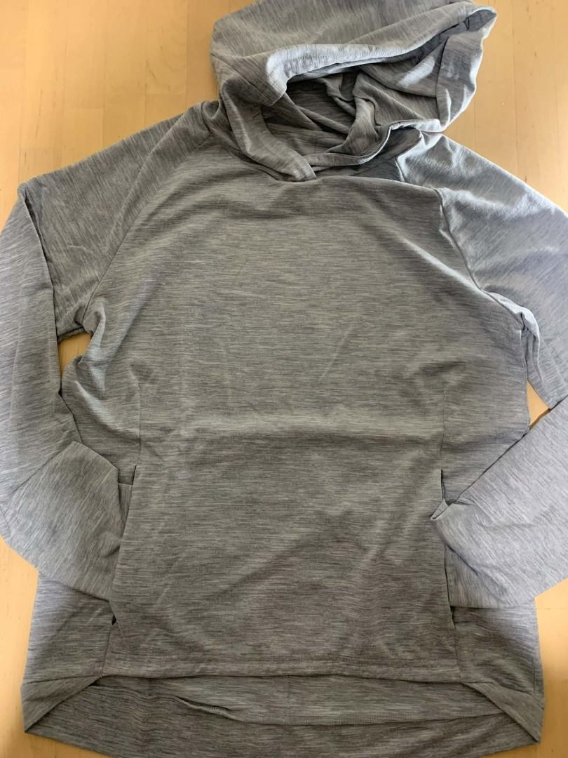 Asics Grey Marled Long Sleeve Activewear Top (Category: Coats, Jackets and Outerwear) located in Manila. Submitted by musedeclutters (Listing ID 1465513105, Image 1). Description: - Brand: Asics - Color: Grey marled - Material: 92% polyester, 8% spandex (lightweight and stretchy) - Features: Long sleeves with thumbholes, subtle logo near hem - Care: Machine washable at 40 degrees - Style Number: 153385 - Washed and properly stored before posting 