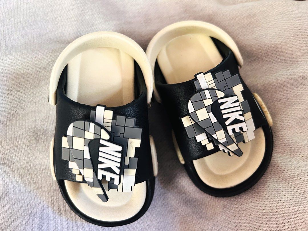 Assorted Kids Shoes Sandals Clogs Toddler Sizes (Category: Babies & Kids Fashion) located in Gumaca. Submitted by vasttiger_b4b5d6 (Listing ID 1465386024, Image 2). Description: - Bundle of kids clogs, sandals, and casual slip-ons - Assorted colors including red, black, yellow, blue, and white - Features fun cartoon designs and character charms - Perfect mix for everyday wear - Toddler sizes vary - Available as a complete lot or individual pairs 