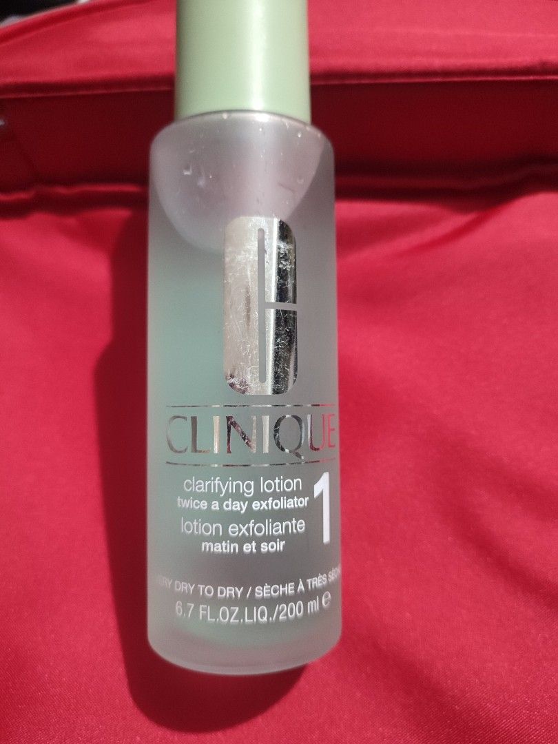 Auth Clinique clariying 1 (Category: Face Care) located in Batangas. Submitted by usline.20.18 (Listing ID 1465455557, Image 1). Description: Bought in US Store..