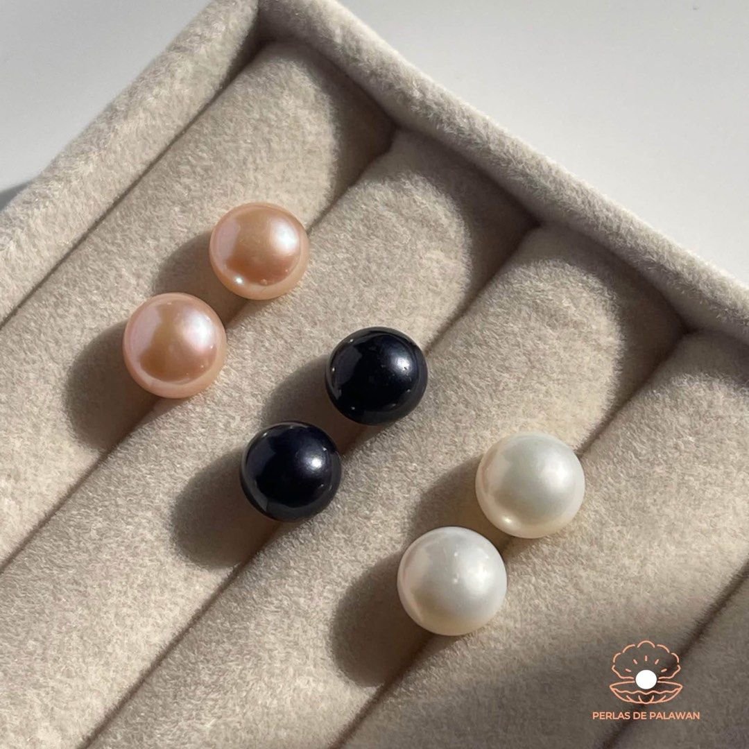 Authentic 8-8.5mm Freshwater Pearl Stud Earrings (Category: Earrings) located in Manila. Submitted by perlasdepalawan (Listing ID 1465405598, Image 2). Description: 100% REAL FRESHWATER PEARL ✔️ 100% Real/Authentic Freshwater Pearl 💯 ✔️ High Quality Pearl ✔️ Philippines Pearl 🇵🇭 ✔️ made in Palawan, Philippines 🇵🇭 Like and Follow us on FB & IG for more ✨ FB: perlasdepalawanofficial IG: perlasdepalawan.