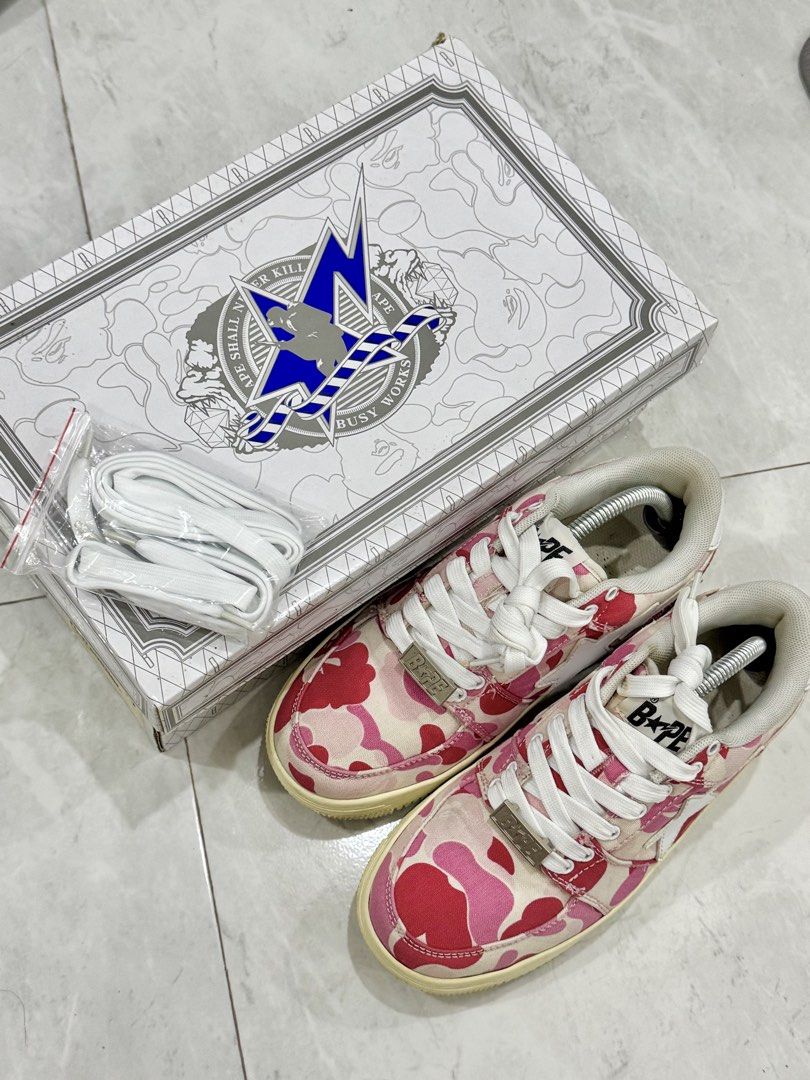 Authentic Bathing Ape x Bape sta Low Pink ABC Camo (Category: Sneakers) located in Cavite. Submitted by nabi__00 (Listing ID 1465503677, Image 1). Description: 💯 Authentic Money back if proven fake Bought at 32k at south korea PRODUCT INFORMATION MODEL NO: 1G30-191-001 RELEASE DATE: 2022-09-20 SERIES: Bape Sta NICKNAME: Pink ABC Camo COLOR WAY: Pink/Red/White Product details provided by: KICKS CREW .