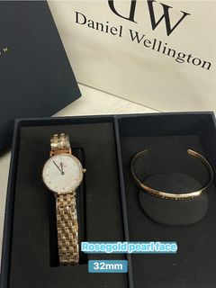 (Category: ) located in . Submitted by rmcs.luxwatches (Listing ID 1465396457, Image 1). Description: .