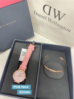 (Category: ) located in . Submitted by rmcs.luxwatches (Listing ID 1465396594, Image 1). Description: .