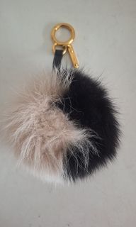 (Category: ) located in . Submitted by vintagehuntsg (Listing ID 1465479288, Image 1). Description: .