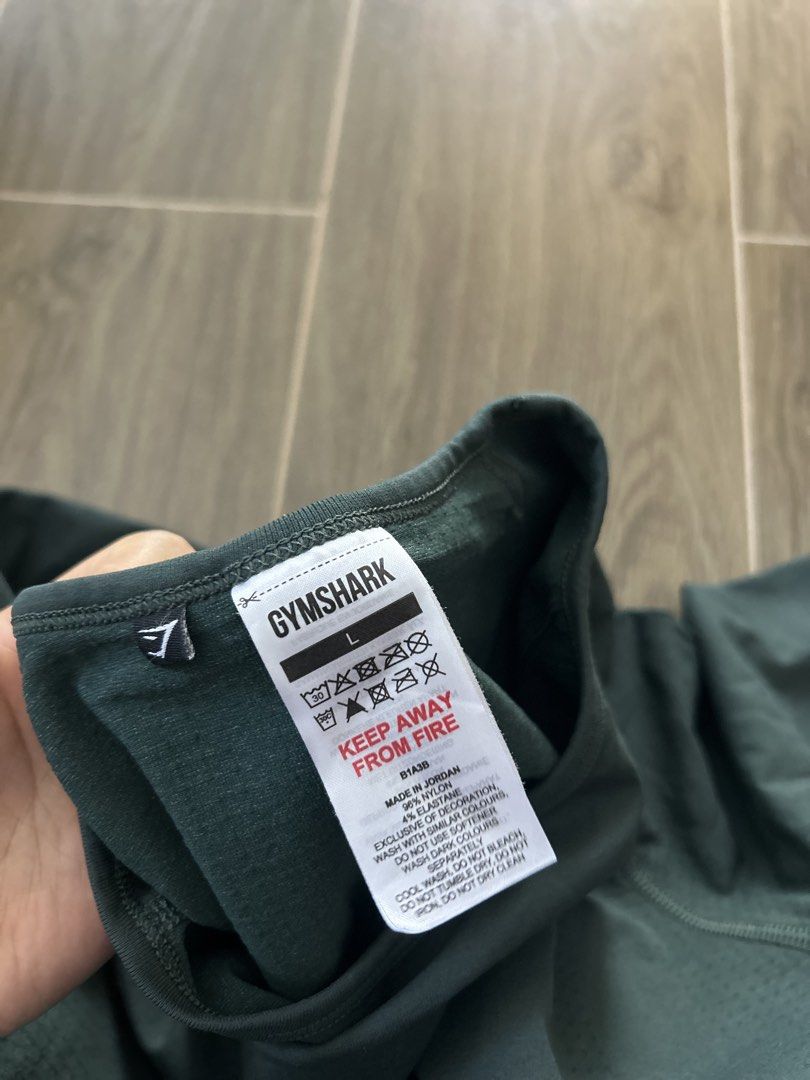 Authentic Gymshark (Category: Longsleeves) located in Manila. Submitted by daniii_1 (Listing ID 1465408429, Image 3). Description: GYMSHARK VITAL SEAMLESS 2.0 LIGHT LONG SLEEVE TOP Large but can fit to Small.