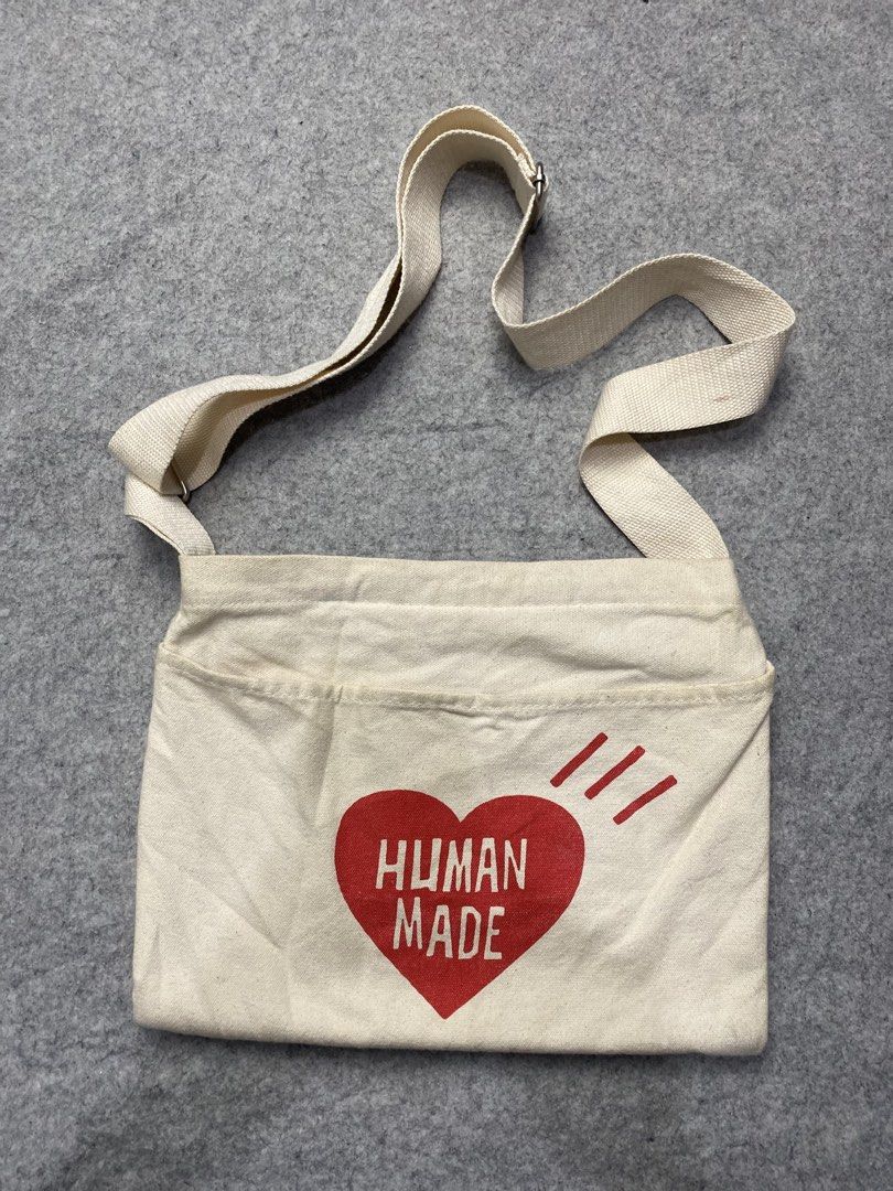 AUTHENTIC HUMAN MADE 2 way crossbody bag (Category: Luxury Bags & Wallets) located in Zamboanga. Submitted by swayporgypretz (Listing ID 1465514716, Image 1). Description: .