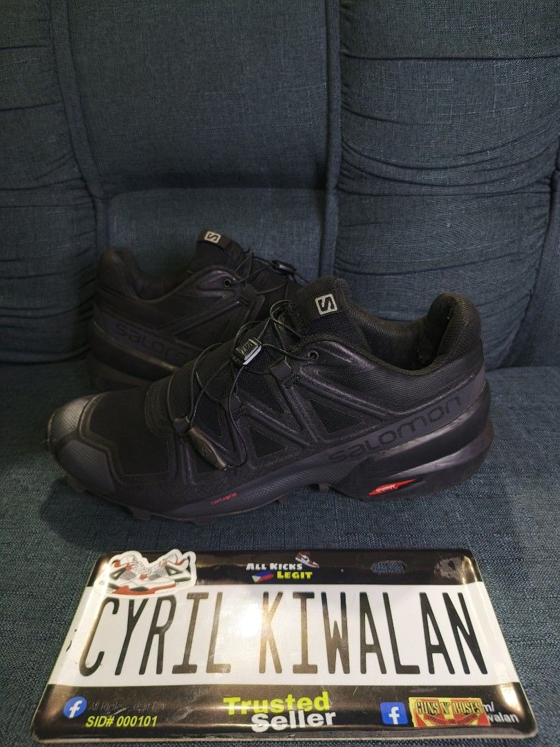 Authentic Salomon Speedcross 5 Triple Black (Category: Sneakers) located in Baguio. Submitted by ckiwalan (Listing ID 1465461277, Image 2). Description: For sale Authentic Excellent condition Signs of use only No major issue Thick outsole Lightweight Soft and comfy Baguio city can ship nationwide.