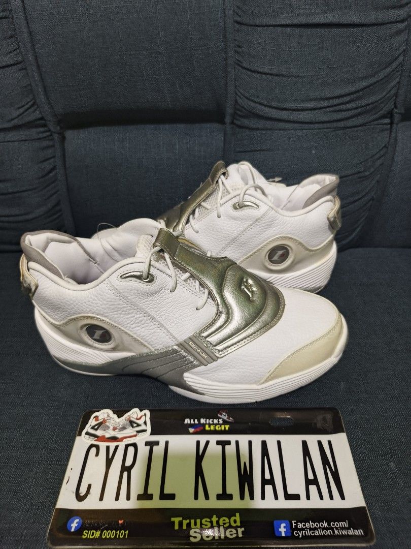 Authentic Vintage Reebok Allen Iverson Answer 5 OG White (Category: Sneakers) located in Baguio. Submitted by ckiwalan (Listing ID 1465397995, Image 1). Description: For sale Authentic Deadstock condition Unused pair No issue Vintage Baguio city can ship nationwide.