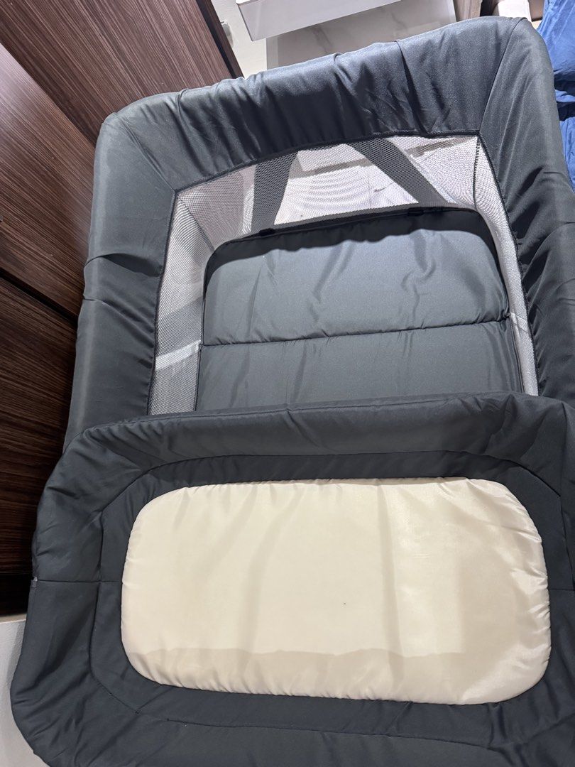 Baby crib (Category: Maternity Care) located in Manila. Submitted by evangeline57022 (Listing ID 1465562328, Image 3). Description: .