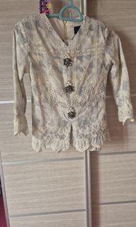 (Category: ) located in . Submitted by orkedboutique (Listing ID 1465385959, Image 1). Description: .