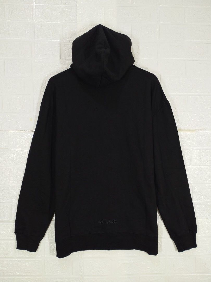 BALENCIA HULK HOODIE (Category: Hoodies) located in Baguio. Submitted by dansteals (Listing ID 1465490281, Image 2). Description: 29 X 24 LARGE.