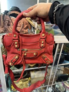 (Category: ) located in . Submitted by thrifthings2018 (Listing ID 1465479335, Image 1). Description: .