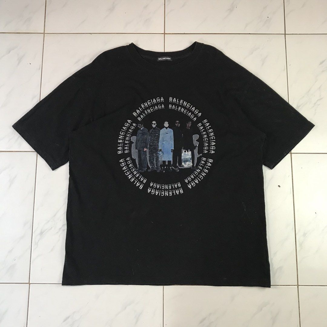 Balenciaga shirt (Category: Tshirts & Polo Shirts ) located in Davao. Submitted by frnzy05 (Listing ID 1465527687, Image 1). Description: Balenciaga shirt Size - XL Width - 25.5 Length - 31 Issues - need wash and minimal cracked prints Color rate - 9.5/10 Condition - Very good 549 + sf.