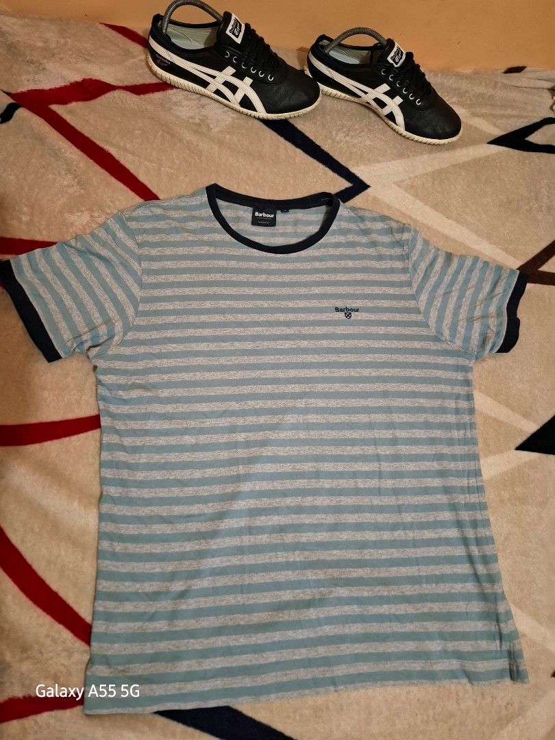 BARBOUR SHIRT (Category: Tshirts & Polo Shirts ) located in Antipolo. Submitted by goldentiger-ac44 (Listing ID 1465550160, Image 1). Description: BARBOUR SHIRT SIZE LARGE EXCELLENT CONDITION PRICE 1K ANTIPOLO CITY LOCATION.