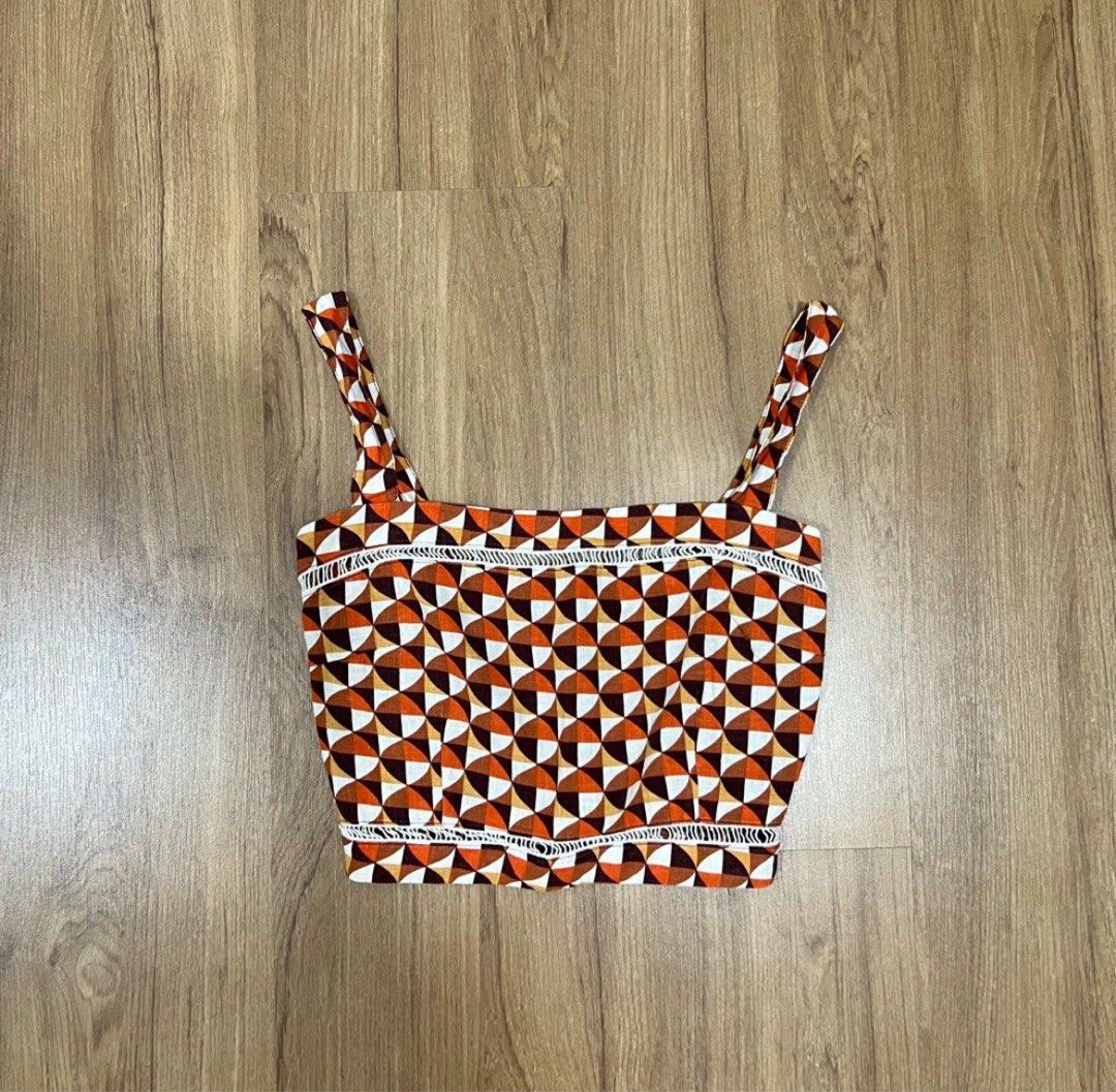Bazaar SALE!! 200 PHP EACH (Category: Sleeveless) located in Muntinlupa City. Submitted by shopblank (Listing ID 1465433895, Image 2). Description: .