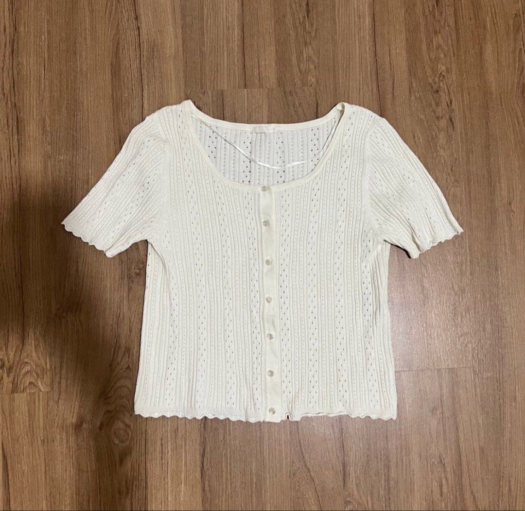 Bazaar SALE!! 200 PHP EACH (Category: Blouses) located in Muntinlupa City. Submitted by shopblank (Listing ID 1465434270, Image 2). Description: .