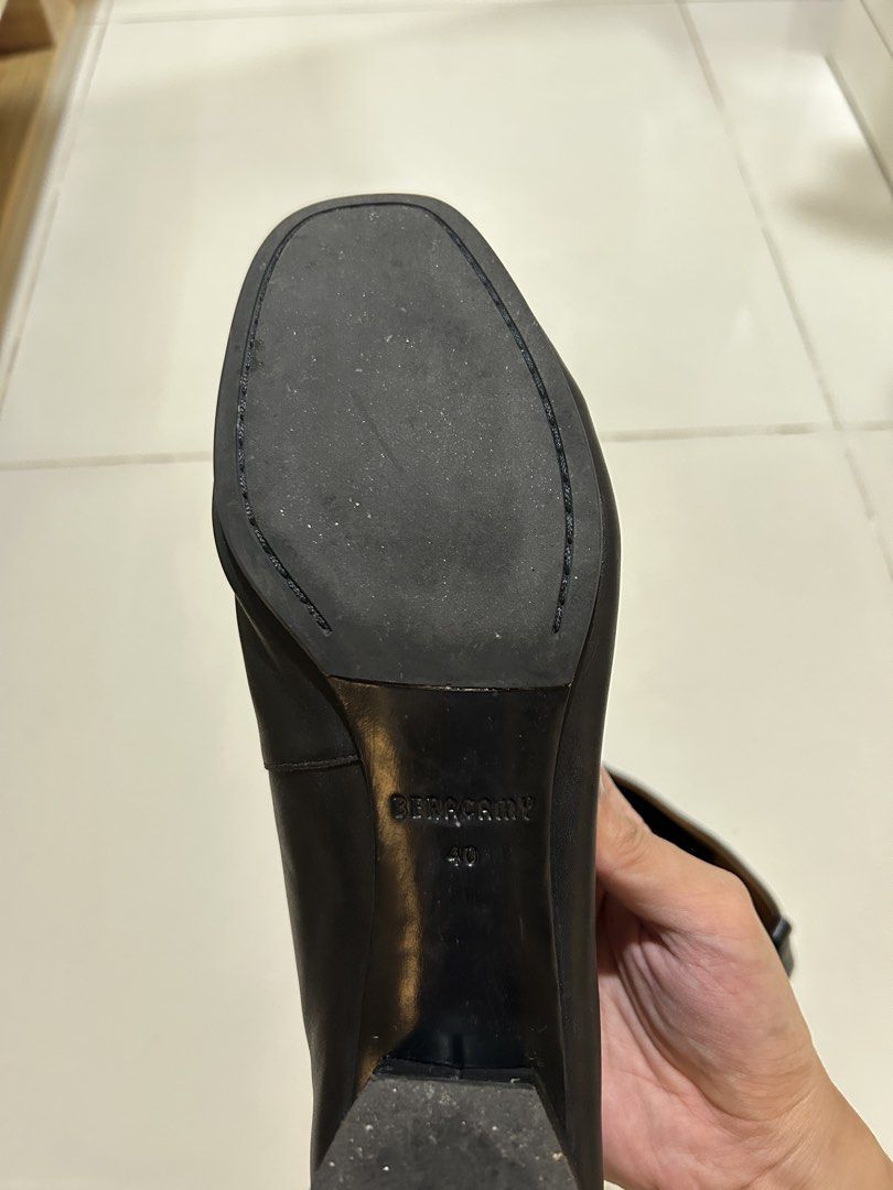 Beracamy Flats EU 40 (Category: Flats & Sandals) located in Makati City. Submitted by miss.manolos.closet (Listing ID 1465389380, Image 2). Description: .