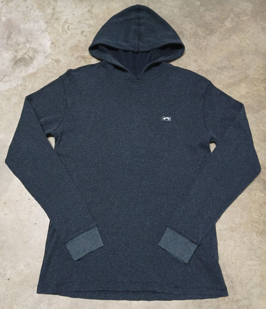 BILLABONG HOODIE JACKET (Category: Hoodies) located in Manila. Submitted by 6ram9 (Listing ID 1465385327, Image 3). Description: EXCELLENT CONDITION NO ISSUE medium - LARGE SIZE.