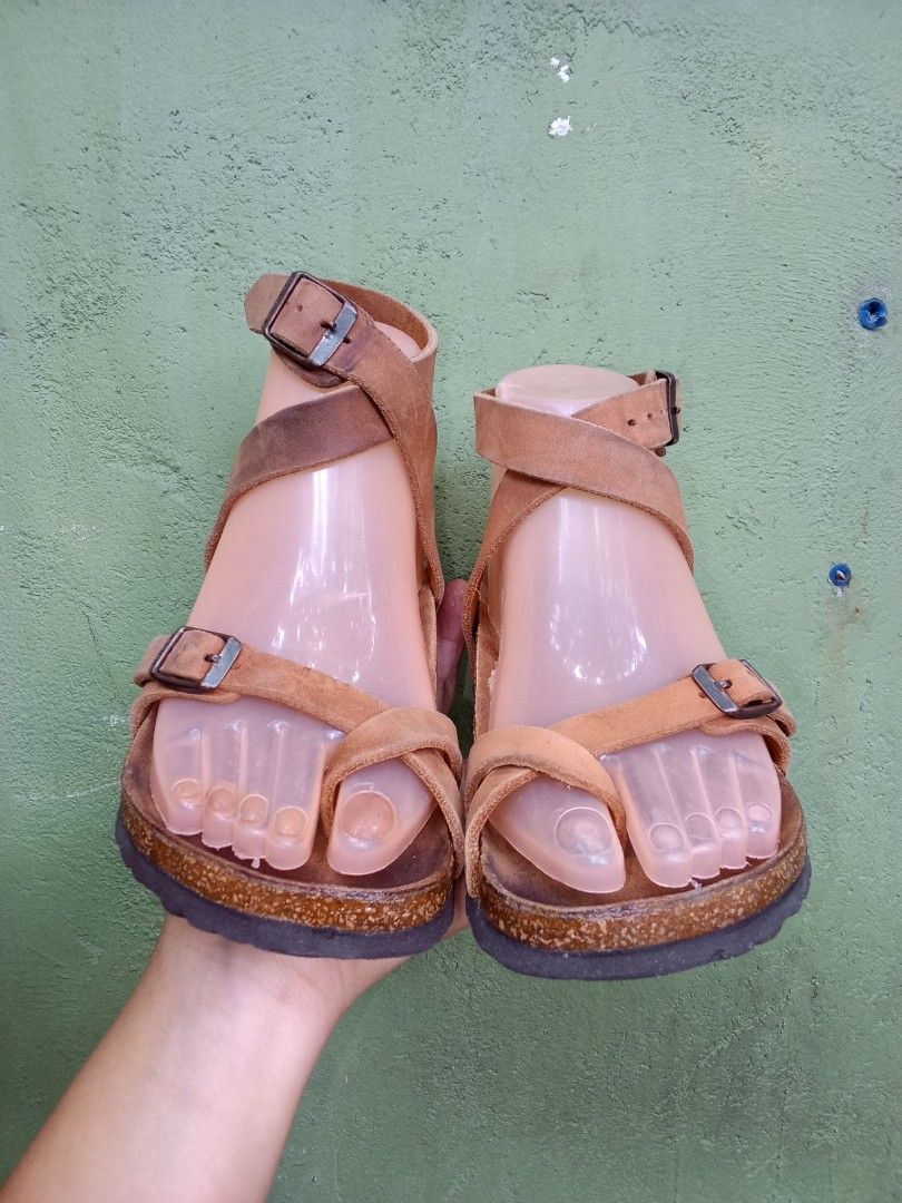 Birkenstock Yara (Category: Flats & Sandals) located in General Santos City (Dadiangas). Submitted by ukayonlineshoppe (Listing ID 1465489209, Image 1). Description: original 💯 no issue.