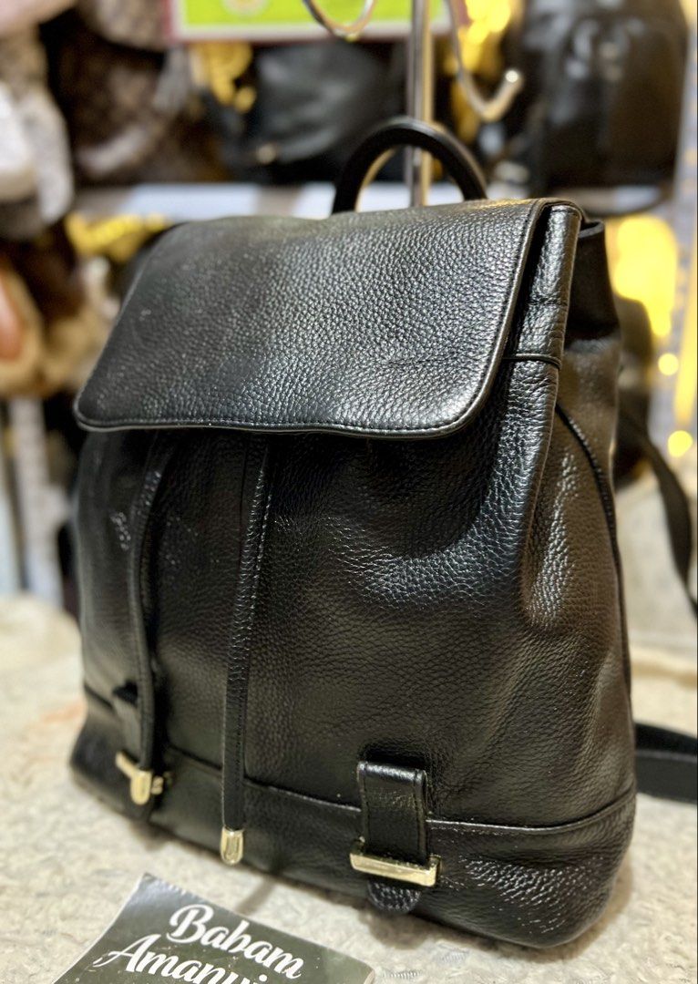 Black Bucket Backpack Drawstring Closure (Category: Backpacks) located in Rizal. Submitted by babamamanyingonlineshop (Listing ID 1465538352, Image 3). Description: .