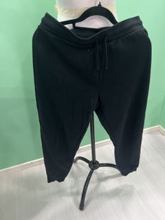 (Category: ) located in . Submitted by riri_closet_labels (Listing ID 1465477839, Image 1). Description: .