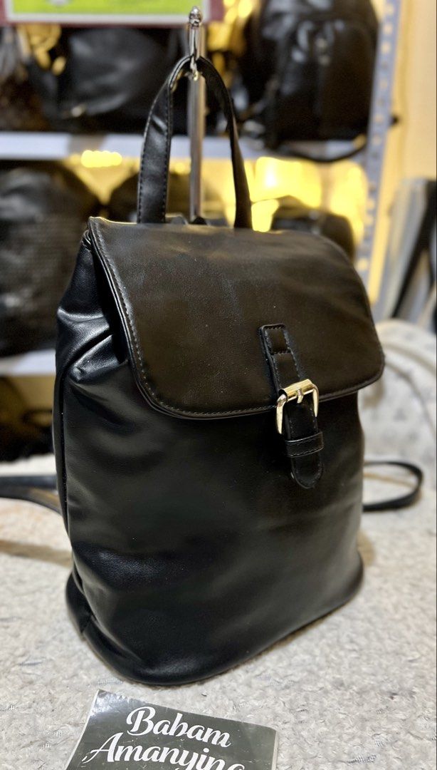 Black Drawstring Backpack Medium (Category: Backpacks) located in Rizal. Submitted by babamamanyingonlineshop (Listing ID 1465538869, Image 3). Description: .
