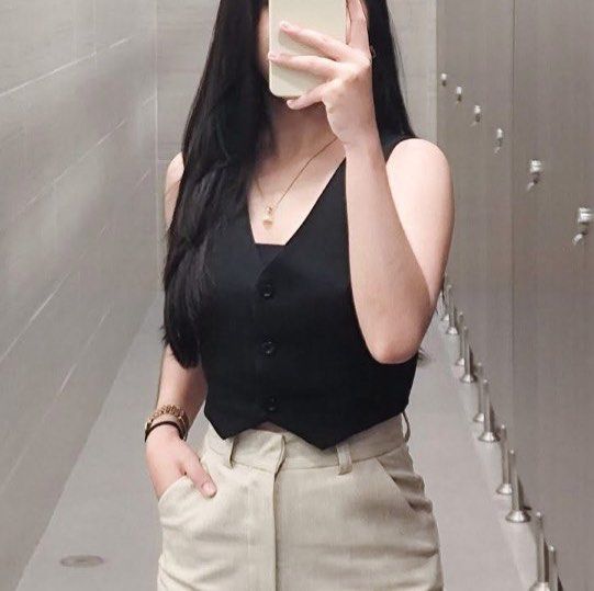 Black fitted cropped button down vest (3 buttons) (Category: Others Tops) located in Bocaue. Submitted by pat.staines (Listing ID 1465445938, Image 1). Description: Fitted sa 30-32 bust, size xxs-xs no issue bocaue bulacan location.
