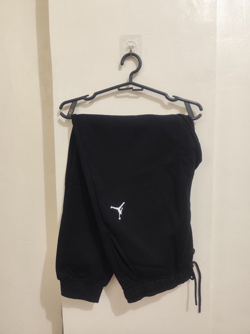 Black Jogger Pants Size L (Category: Joggers) located in Manila. Submitted by deguzmanni82562 (Listing ID 1465420125, Image 2). Description: - Item: Set of 2 Black Jogger Pants - Size: L (Standard Fit) - Brands/Logos: 1 Nike (Swoosh) & 1 Jordan (Jumpman) - Condition: Brand New with Tags (BNWT), Never Worn - Features: Soft cotton material, adjustable drawstring waistbands, and comfortable ribbed ankle cuffs - Perfect for: Casual wear, workouts, or
