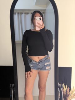 (Category: ) located in . Submitted by rhei.preloved (Listing ID 1465418347, Image 1). Description: .