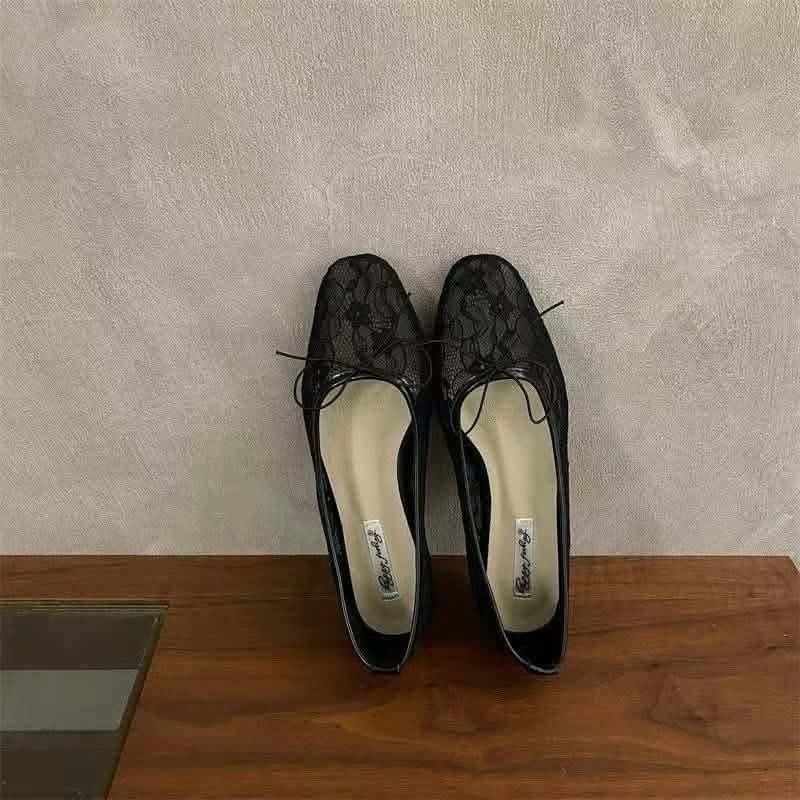 Black Mesh Lace Ballet Flats Bow (Category: Flats & Sandals) located in Mandaluyong City. Submitted by bayline999 (Listing ID 1465397072, Image 2). Description: • low heel • available sizes: 35-41 .