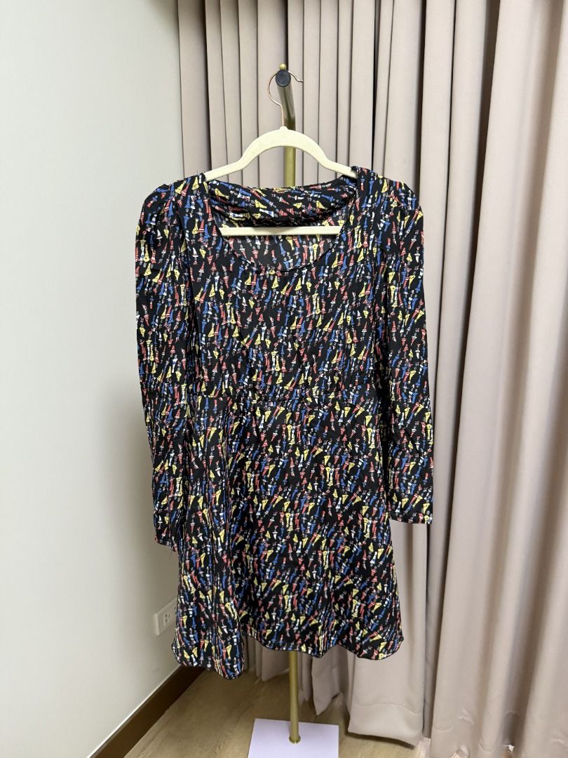 Black Print Dress | Fits S-M (Category: Dresses) located in Marikina City. Submitted by tashdeclutters. (Listing ID 1465447070, Image 1). Description: ✨ Black Print Dress | Fits S-M - P290 ✨ Condition 3: Good/Lightly Used 🛍️ Purchased in: Philippines ✨ @tashdeclutters ✨ Created to share the things that no longer spark joy with Tash — and hopefully, let them spark joy for someone else. 🤍 📌 SHOP POLICIES • Prices posted are FINAL. • NO LOWBALLER